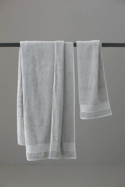 Eureka bath and hand towel - light grey