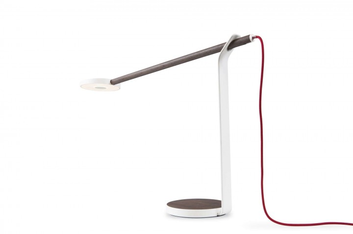 Gravy LED desk light by Kocept - Walnut/White with a red cord