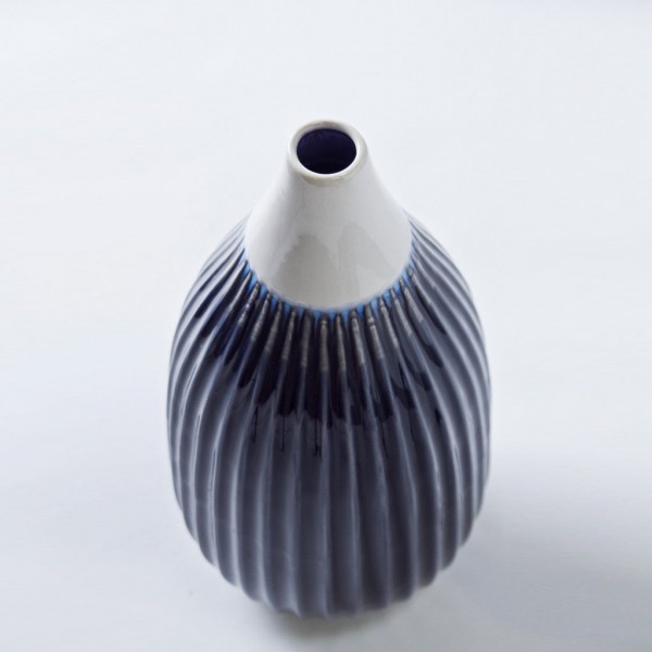 Hightide Vase - Blue by 18Karat