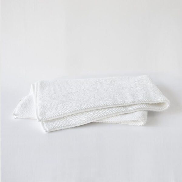 Philharmonic Bathmat, with 100% super-soft organic cotton, is made with luxurious long loop pile on both sides.