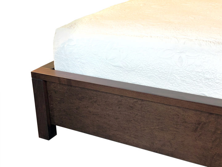 Boxwood Zen Bed - footboard detail